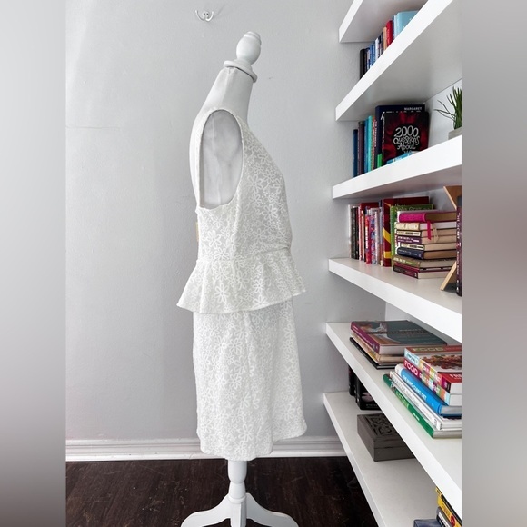 Trina Turk Embroidered White Peplum Sheath Dress Size 14 New with tags - Picture 7 of 15